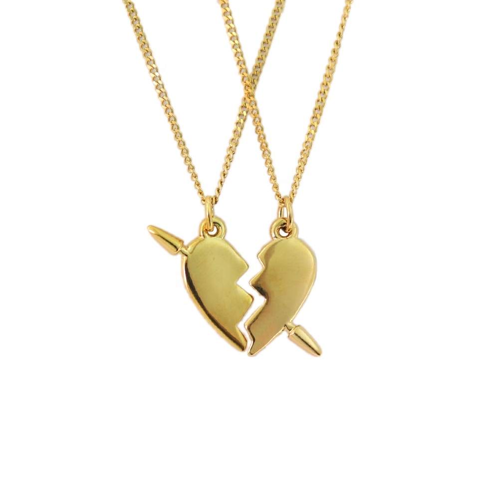 Jiachen Custom Broken Heart Pendant Necklace 18k PVD Gold Plating with Curban Chain Necklace for Girls Gifts Party